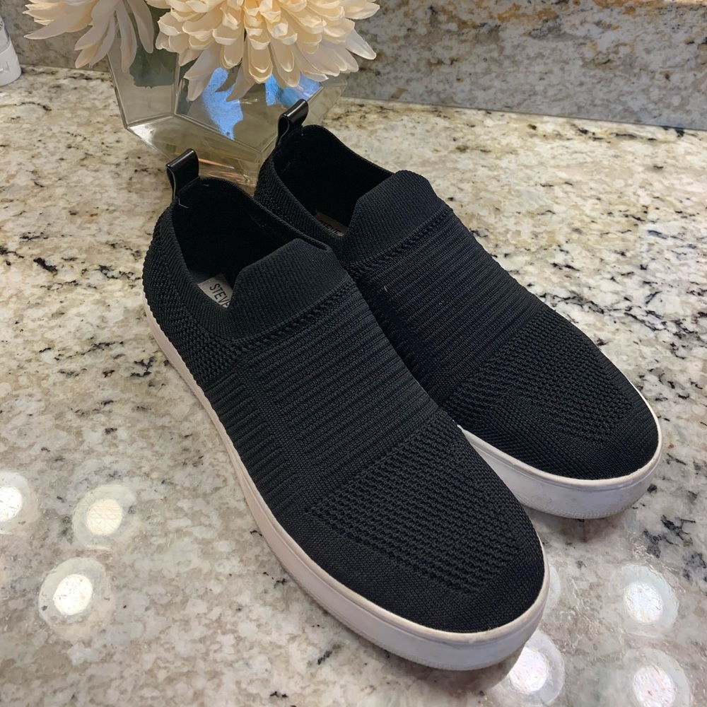 Steven Madden trainers size 8.5